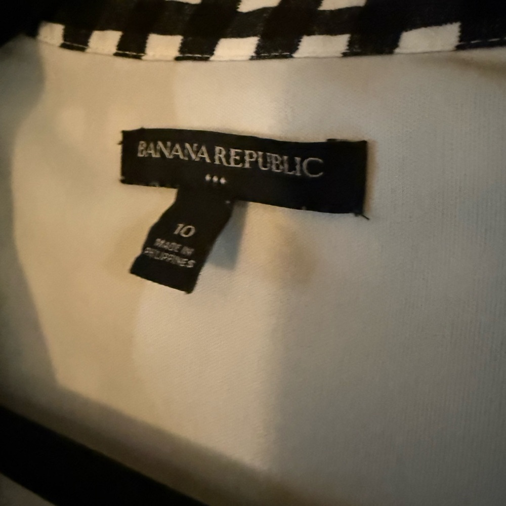 Banana Republic Black and White Gingham Midi Shirtdress - Picture 5 of 5
